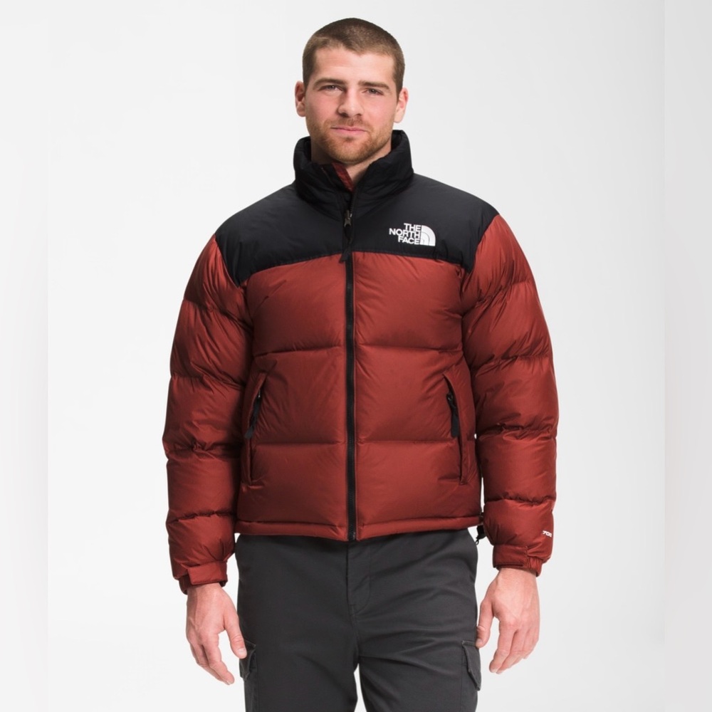 The North Face / Retro Nuptse Jacket / Size M / 700 Fill / BRICK HOUSE RED / NWT